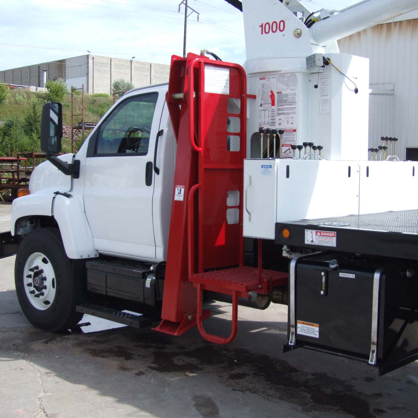 elliot-1047-boomtruck-4