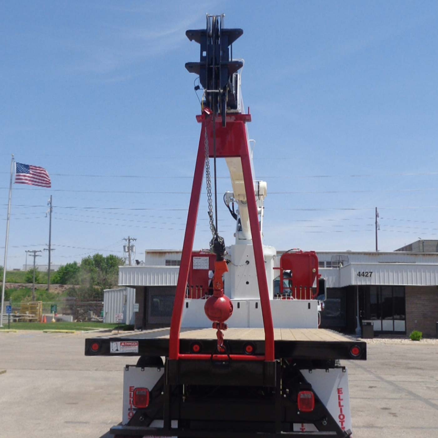 elliot-1047-boomtruck-6 L65 HiReach Page Assets