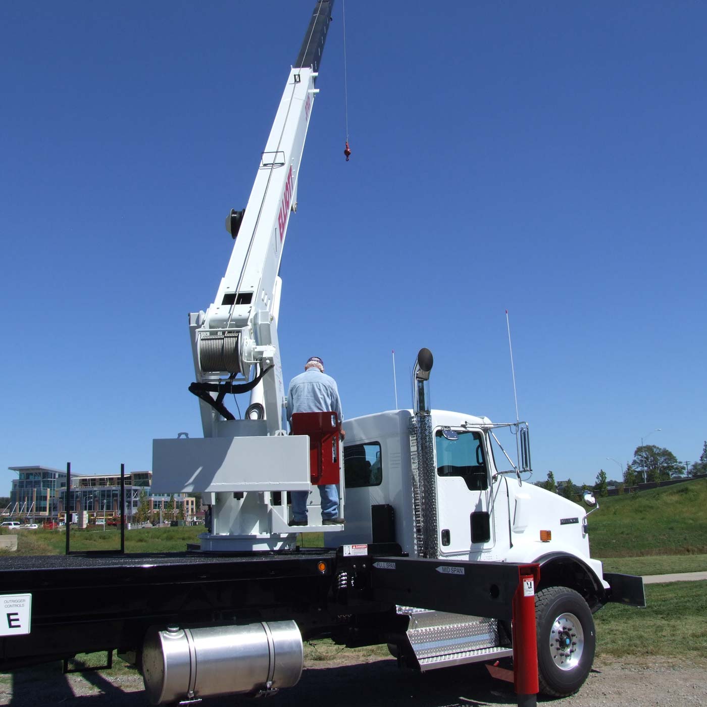 elliot-30105F-boomtruck-6