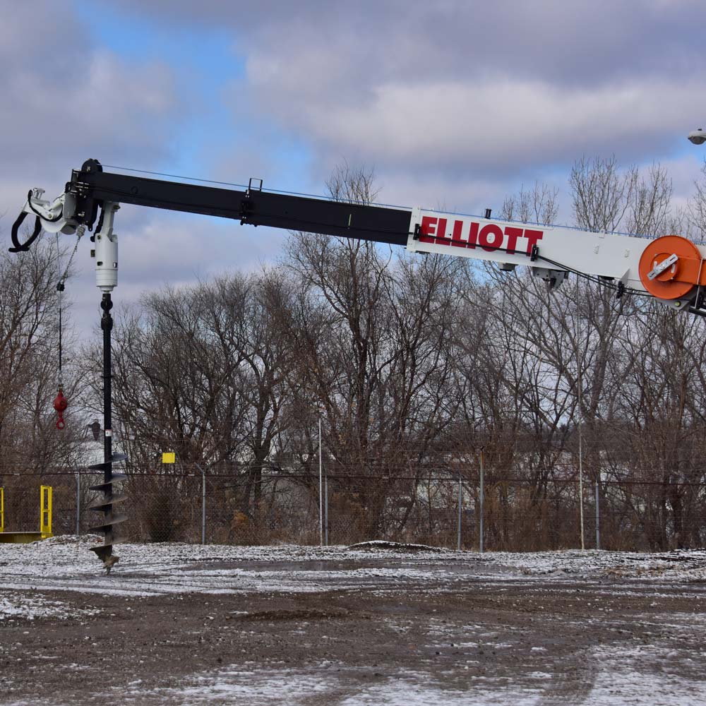 d 86 digger derrick from side