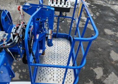 Pre-Owned_M87_HiReach