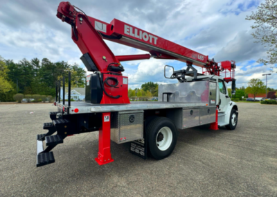 NEW L65 HIREACH #8884