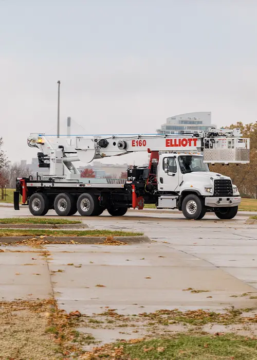 E-line E160 on road 