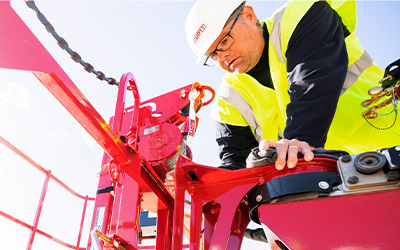 When a Machine Goes Down, Minutes Matter: Elliott Technical Support & Tech Tips